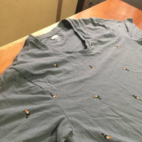 Old Navy Bird Shirt - Picture 7 of 11
